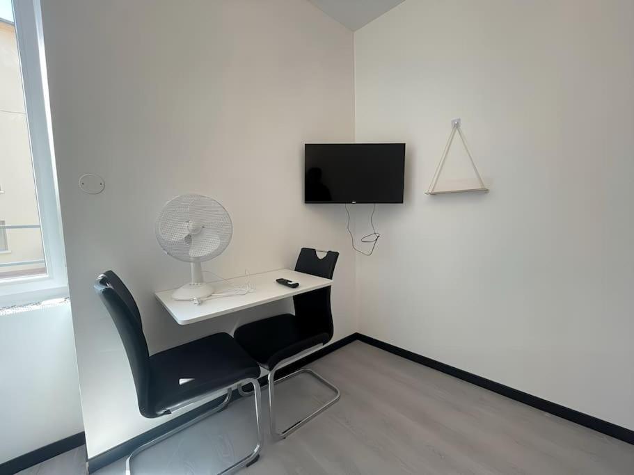 Studio B2 20M2 Cosy 5Min A Pied Des Gares Roanne Eksteriør billede