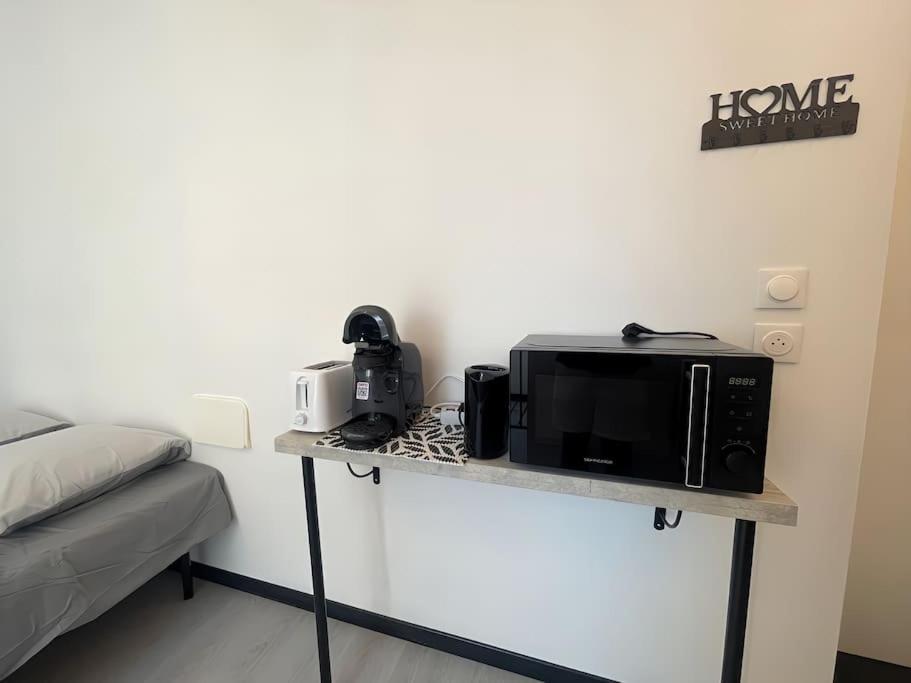 Studio B2 20M2 Cosy 5Min A Pied Des Gares Roanne Eksteriør billede