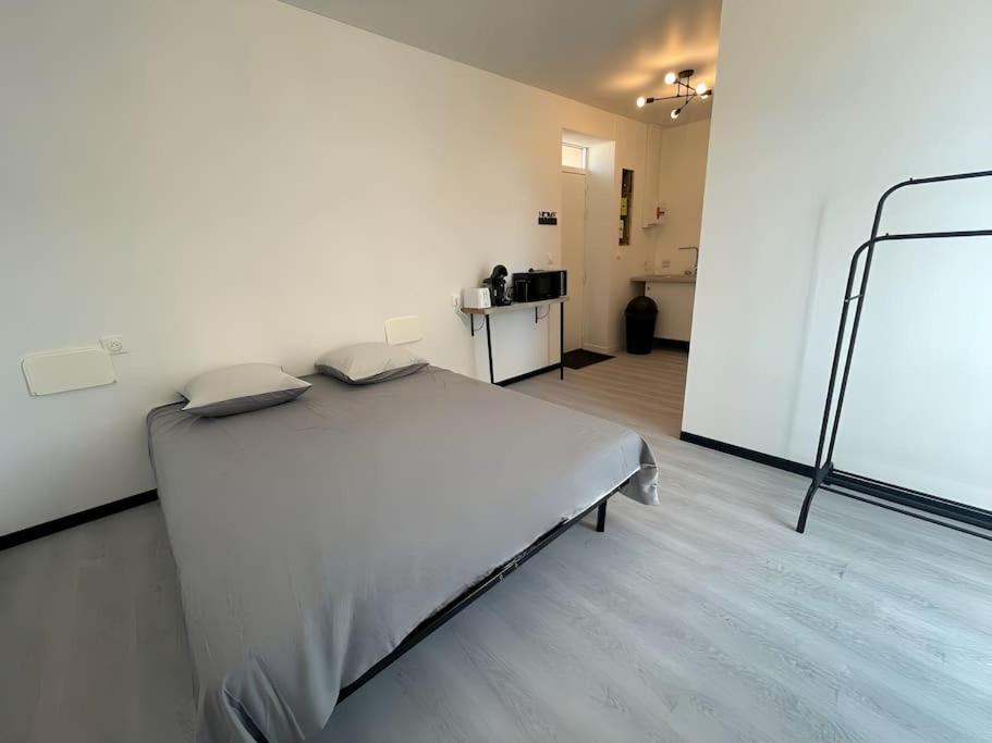 Studio B2 20M2 Cosy 5Min A Pied Des Gares Roanne Eksteriør billede